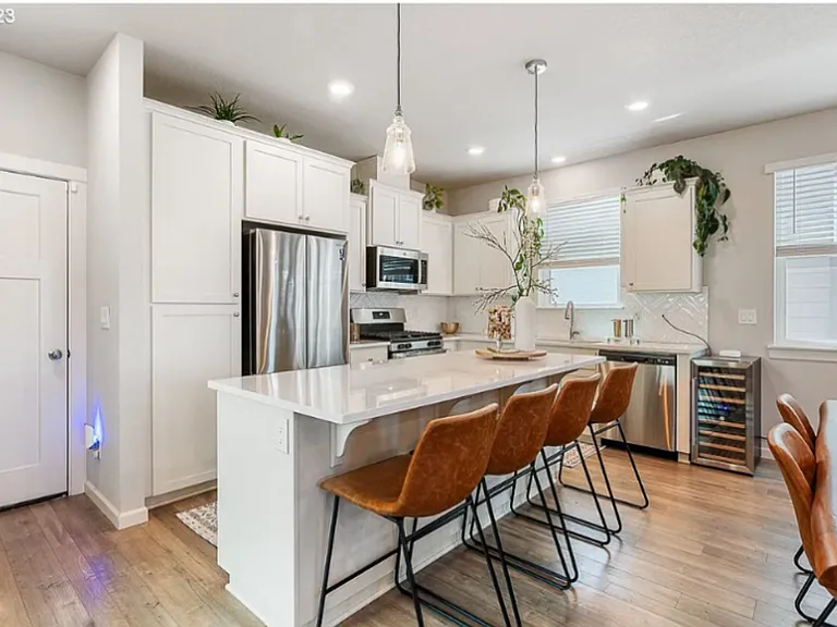 7635 SE Roaring Ln — Photo 15