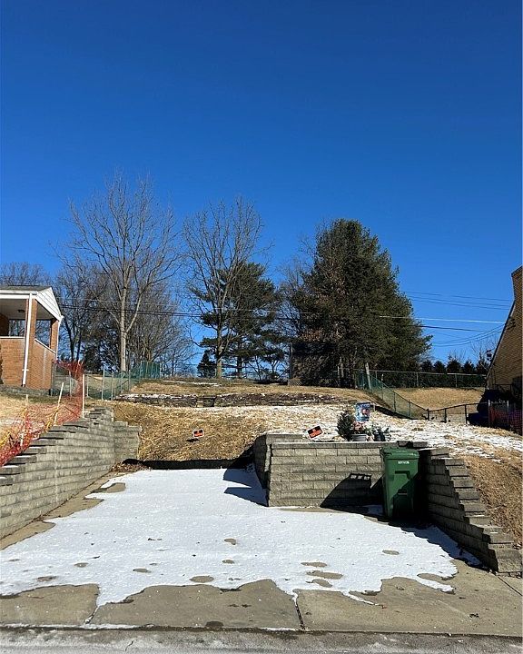 1st image of 845 Corbett Dr