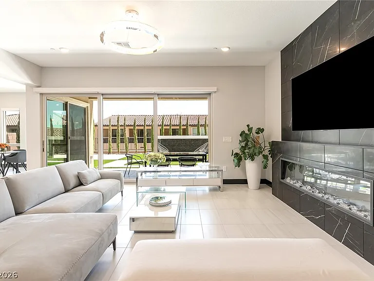 212 Carmel Sky St — Photo 14