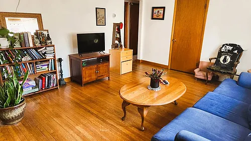 25 Dighton St Photo 1