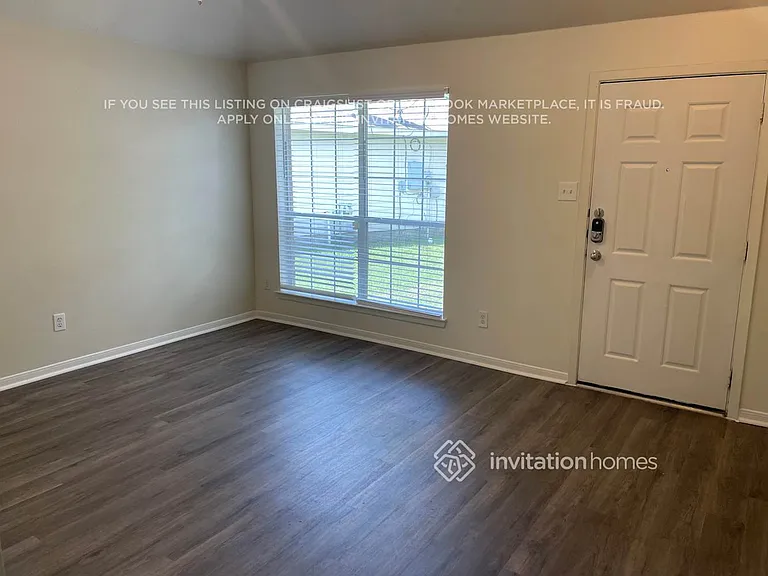 15911 Imperial Forest Ln — Photo 3