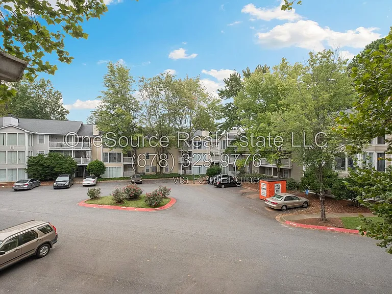1410 Augusta Dr — Photo 24