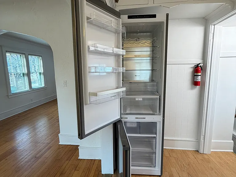 221 Houston Pl — Photo 7