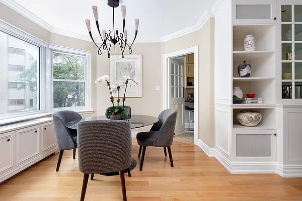 Sold by Sotheby's International Realty | media 14