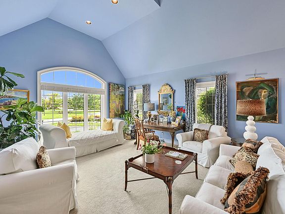 4th image of 2835 W Golf CIRCLE