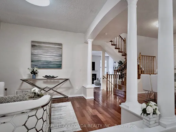 73 Snowdon Cir, Markham, ON L3P 7S5