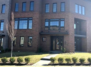 42335 Porter Ridge Ter, Ashburn, VA 20148