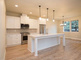63144 NW Via Cambria, Bend, OR 97703