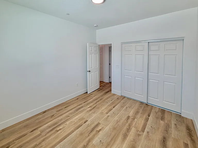 6989 Del Rosa Ave — Photo 8