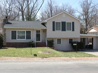 6222 Warren Dr, Belleville, IL