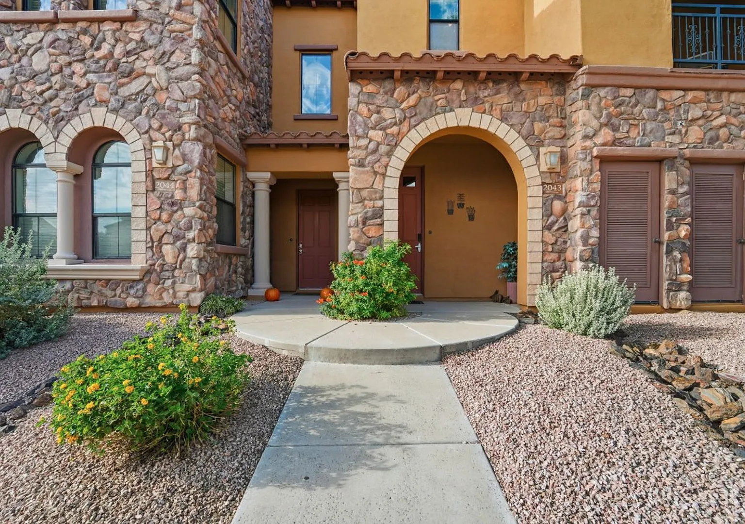 Experience Luxury Living in Scottsdale's Premier Grayhawk Community! — Photo 2