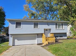 65 Mediterranean Ave, Hebron, IN 46341