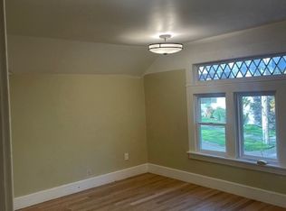 810 N 9th St UNIT B, Tacoma, WA 98403
