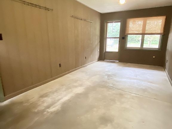 5th image of 3490 Moen Lake Rd