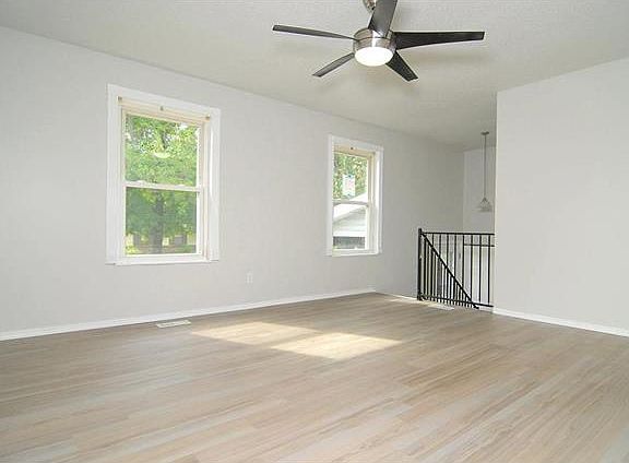 5th image of 2647 Clovermere Ct