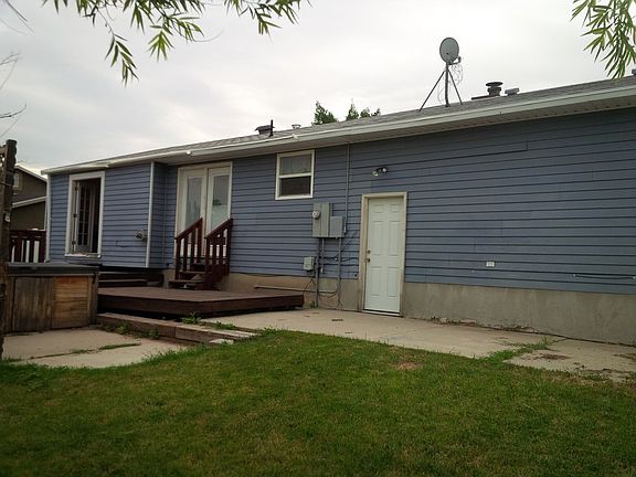 Rear of Home_07122013