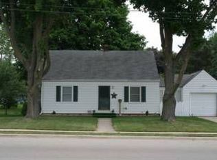424 Windsor St, Sun Prairie, WI 53590