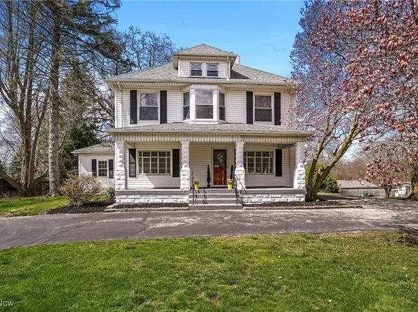 390 Southwest Ave, Tallmadge, OH 44278