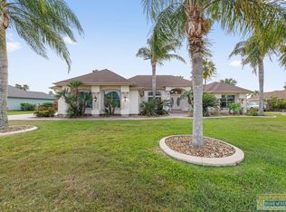 5 Laguna Madre Dr, Laguna Vista, TX 78578