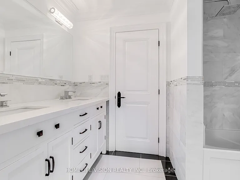 28 Moore Park Ave — Photo 15