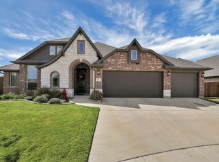 1512 Starr Ct, Aubrey, TX 76227
