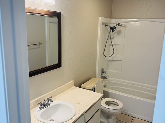 2nd image of 2025 Oakwood Ct #A