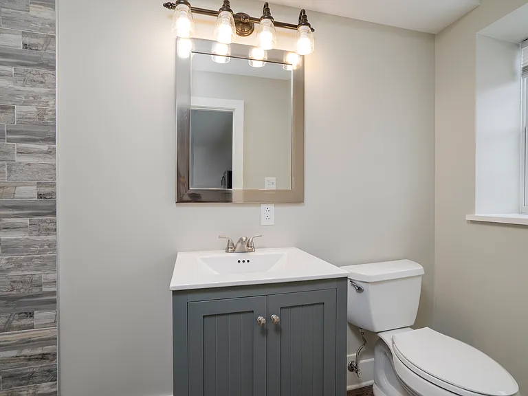 12 Martha St #2 — Photo 7