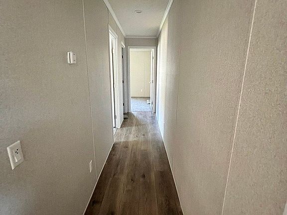4th image of 406 Wellston Ct