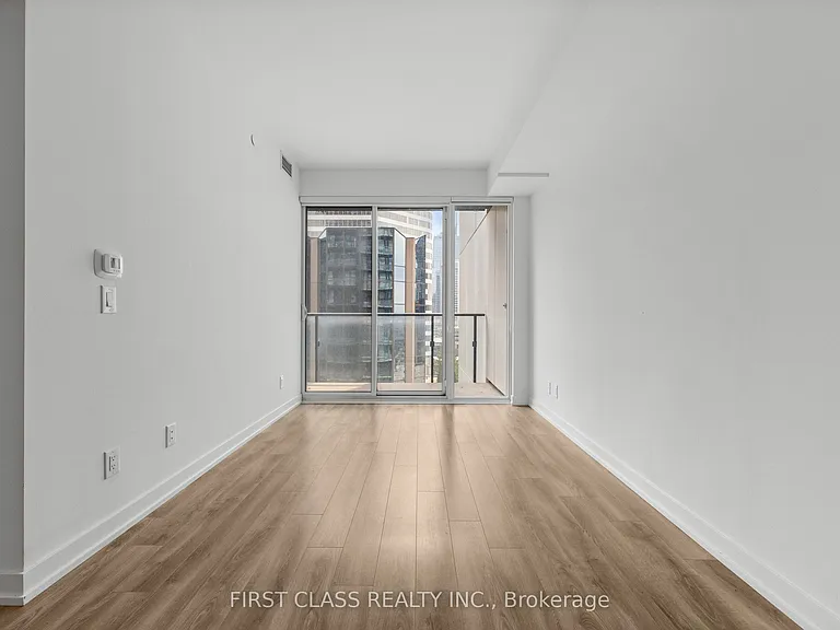 20 Edward St #1309 — Photo 10
