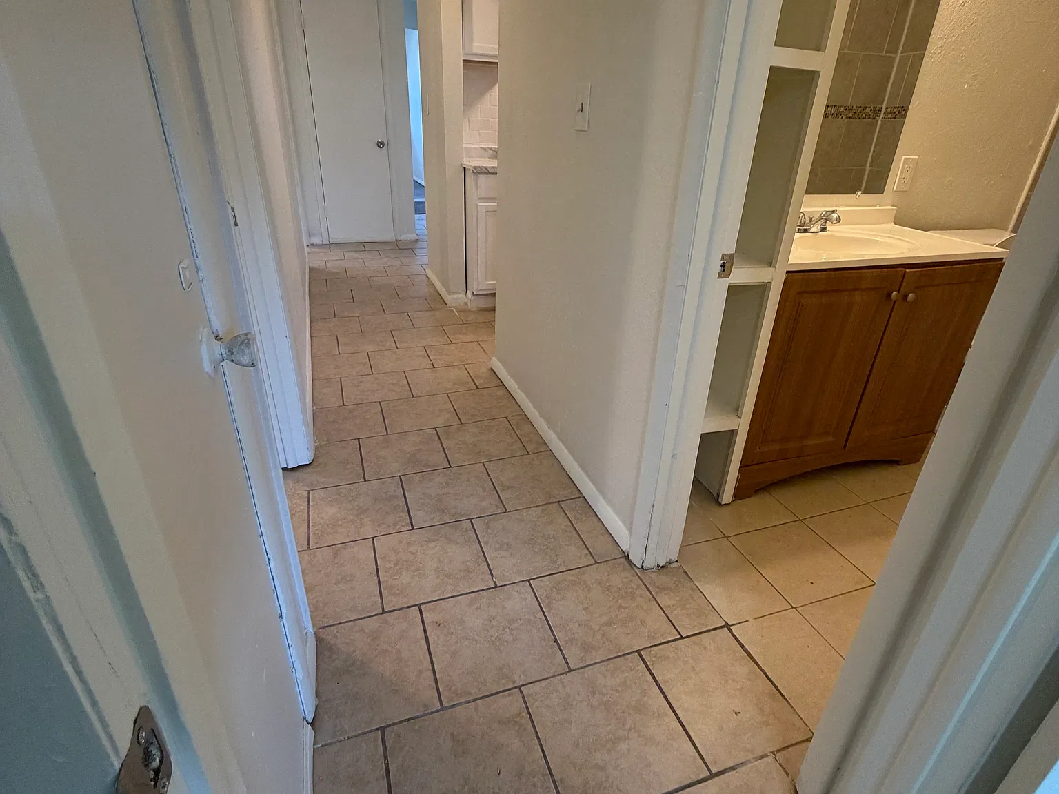 3 bed, 1667 sqft, $1,340 — Photo 4