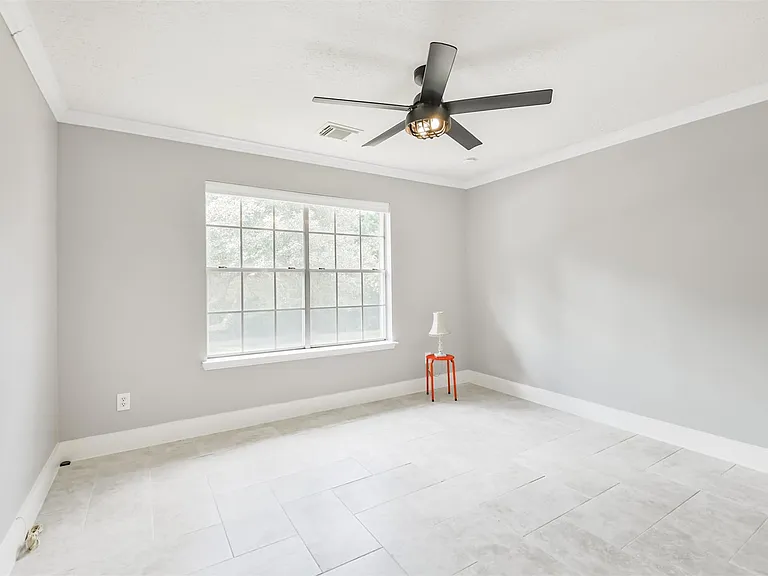 1623 Stonehaven Village Cir — Photo 23