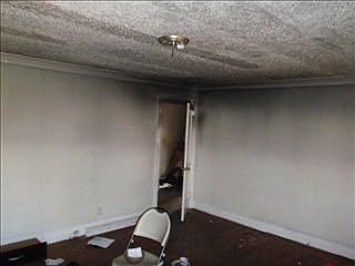 5th image of 36 Heard Dr