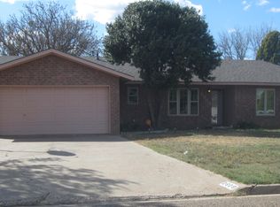 2909 Lometa Dr, Plainview, TX 79072