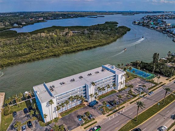 5th image of 18325 Gulf Blvd APT 308