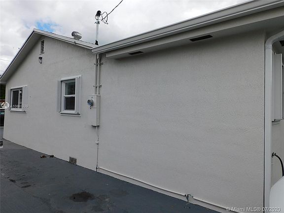 3rd image of 2754 NW 26th St #A