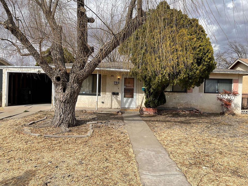 1st image of 705 Peach St