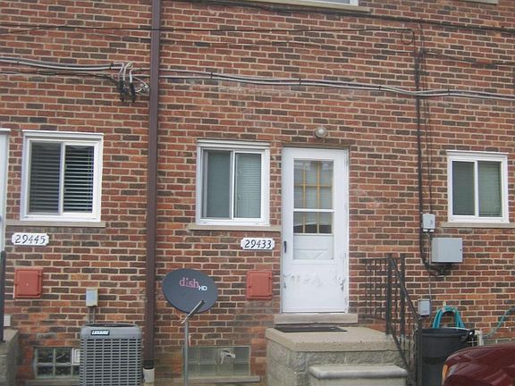 2nd image of 29433 Orangelawn St #54
