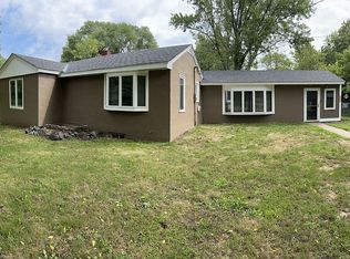 537 Quinmore Ave N, Lakeland, MN 55043