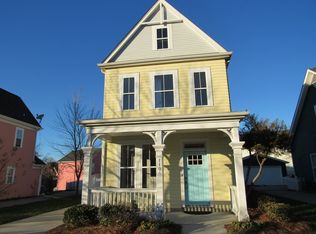 1106 Geraldine Powe Dr, Charlotte, NC 28206