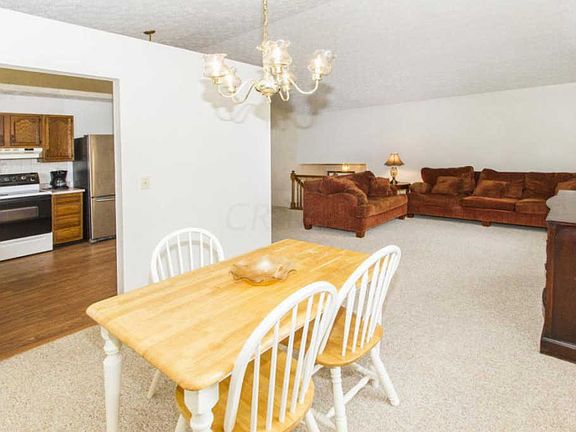 5th image of 4312 Blue River Ct