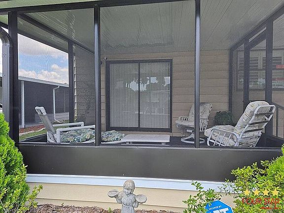 5th image of 2276 Mariposa Ave