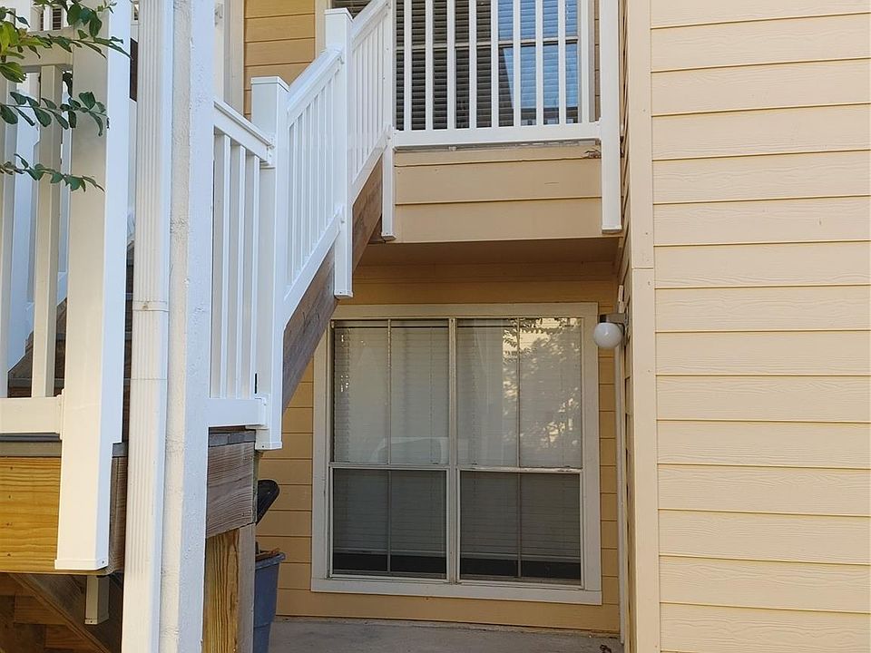 1st image of 3506 Cove View Blvd APT 1304