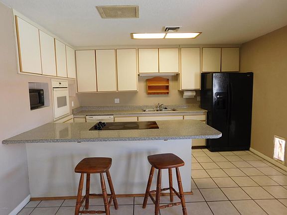 4th image of 1834 N 84th Pl