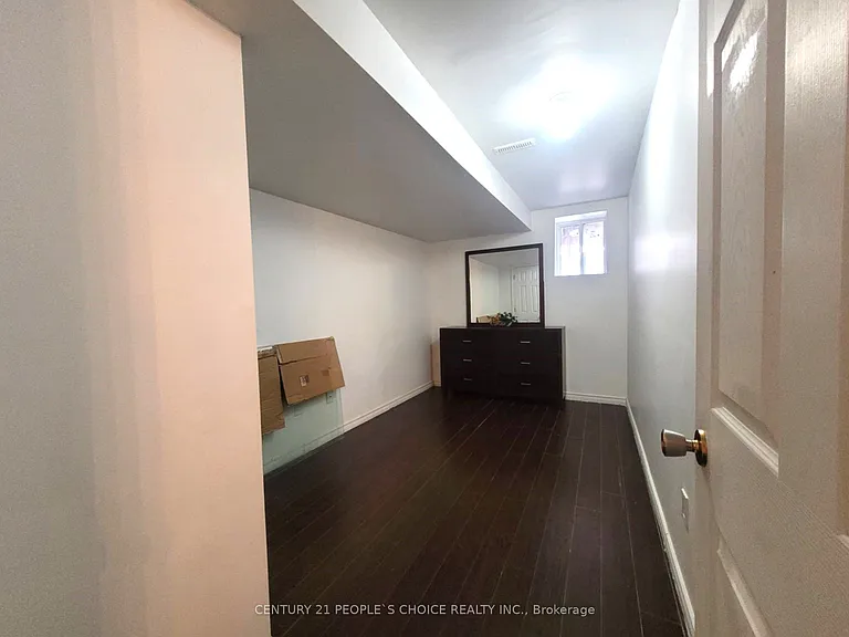 40 Palm Tree Rd #BASMT — Photo 14