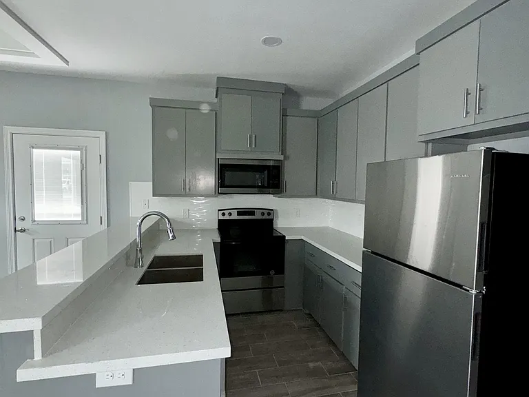 429 E Acacia Ave #1 — Photo 7