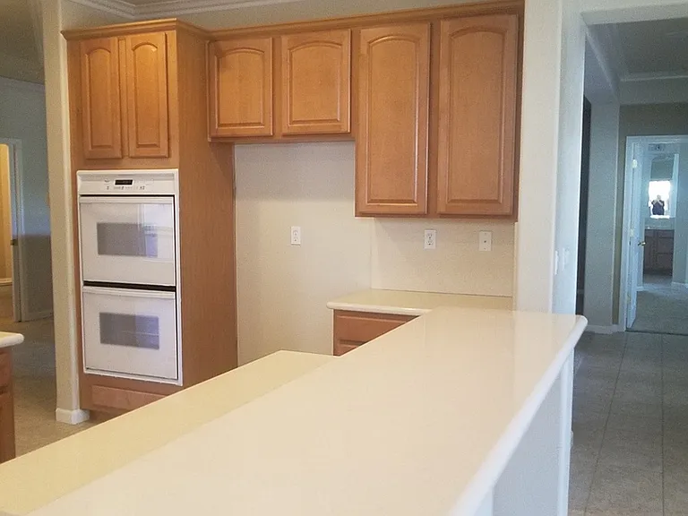 6145 Crater Lake Dr — Photo 32