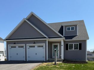 77 Bluebird Trl UNIT 22, Falmouth, ME 04105