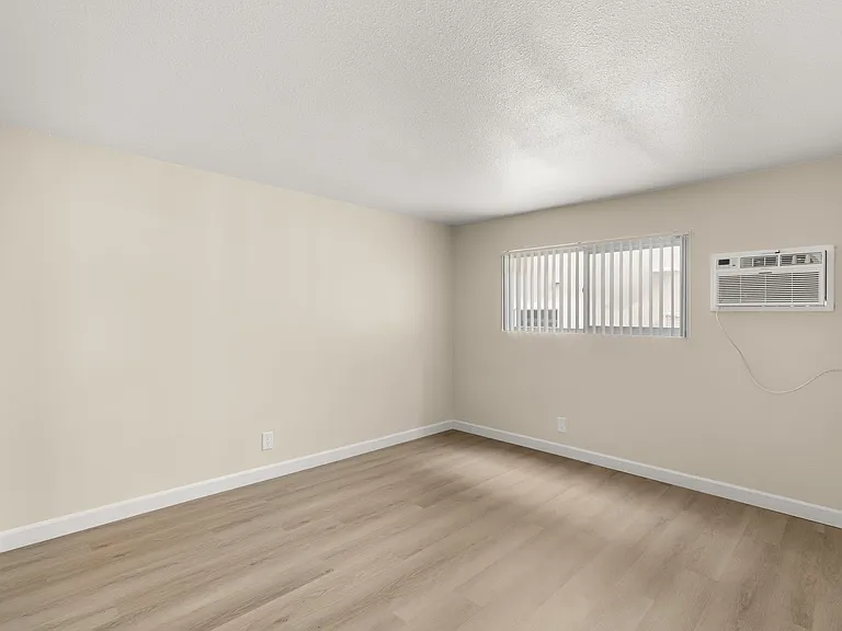 MAGNOLIA WEST APARTMENTS- RIVERSIDE, CA — Photo 4