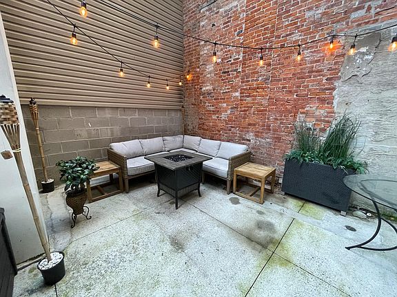 5th image of 506 Washington St