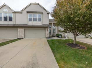 8565 Dunham Dr, Olmsted Falls, OH 44138